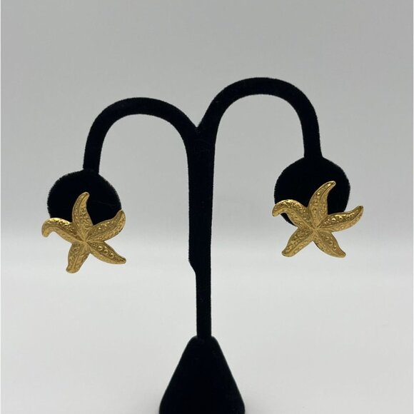 Starfish Pierced Earrings Gold Tone 1.25" Textured Lightweight Stud Post - Picture 1 of 10